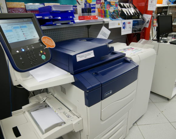 Services impression: photocopies, scan, reliures, plastification